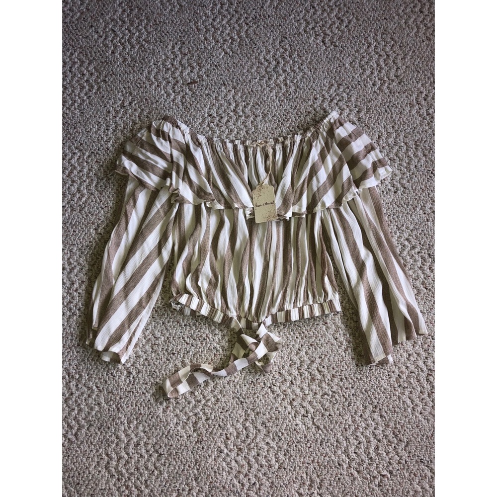 Women’s Off-The-Shoulder Top